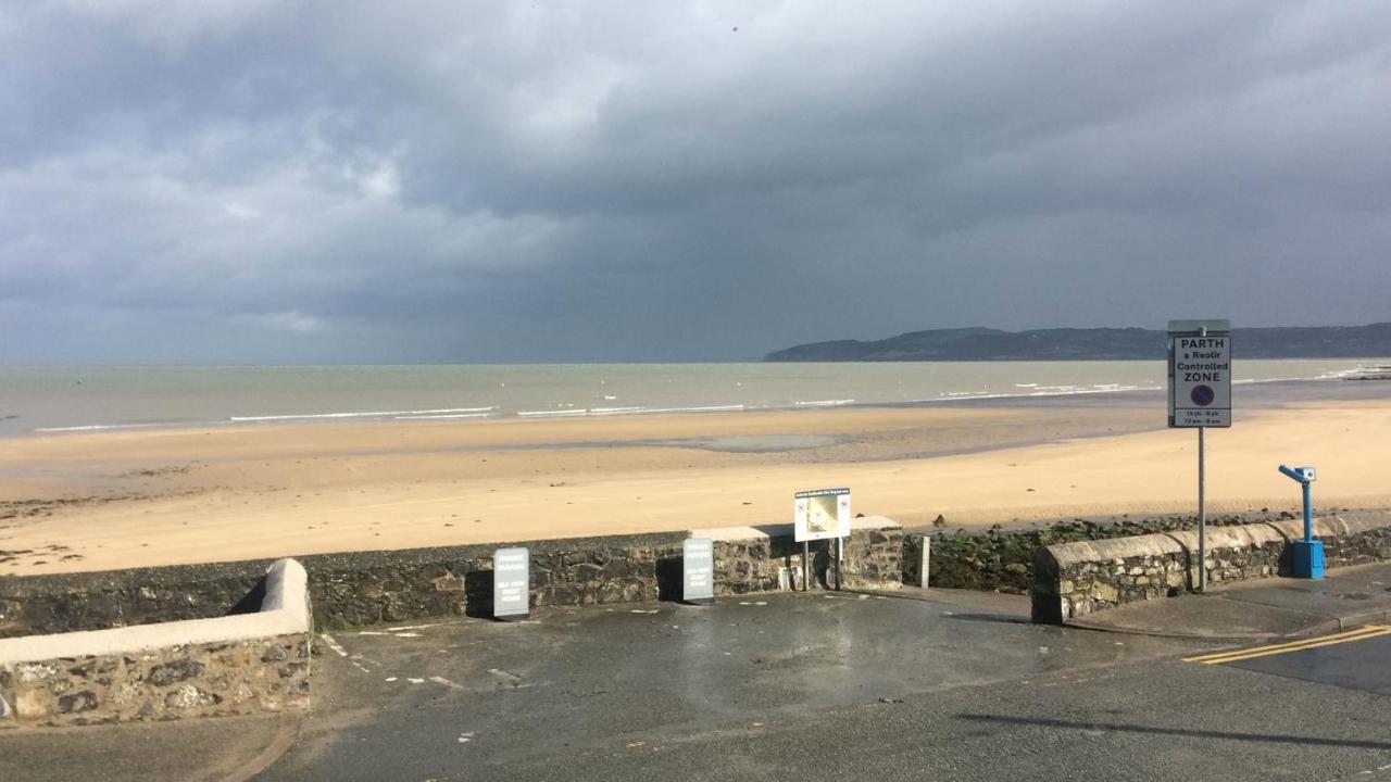 Sea View Guest House Benllech Extérieur photo